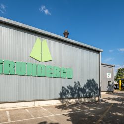 Grunderco est aujourd’hui l’entreprise leader des marchés de la Manutention, Agri-viti, Transports, Communal en Suisse Romande. Un ancrage régional qui lui permet d’apporter des services complets et de proximité à ses clients.